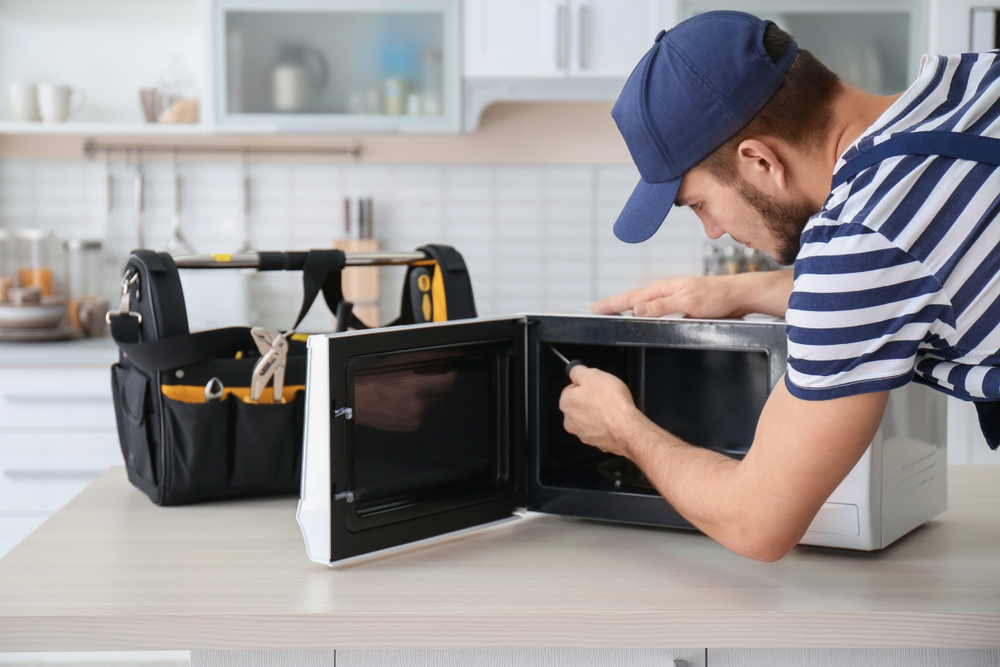Microwave Oven